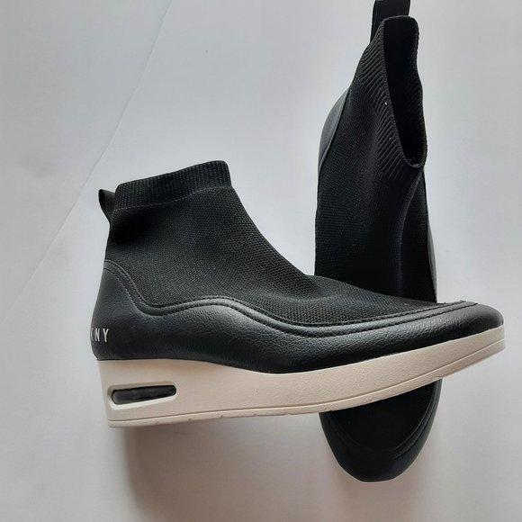 DKNY Angie Slip-On Wedge Heel Black Sneakers Size 9.5M - Picture 6 of 8